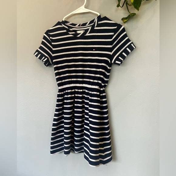 TOMMY HILFIGER girls striped short sleeve blue&white dress/size 7 (S/P/CH) - Picture 7 of 10